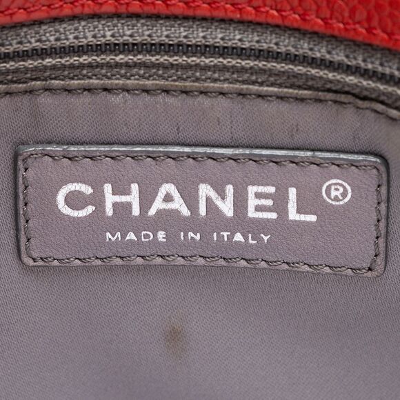 Chanel Caviar Leather Grand Shopping Tote - Picture 8 of 16